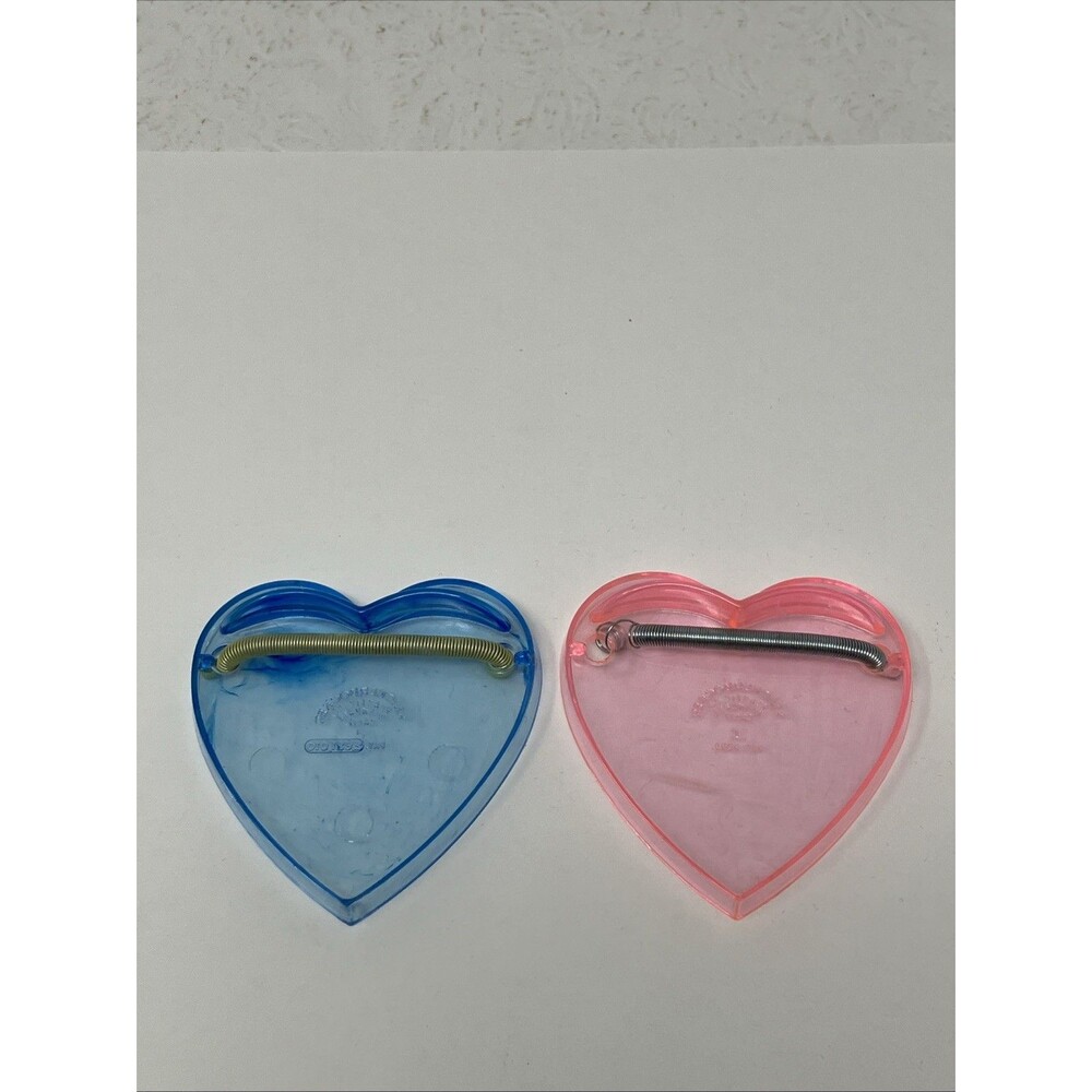 Vtg 2.5" Plastic Knickerbocker Doll Heart Spring Stand Lot of 2 Pink Blue